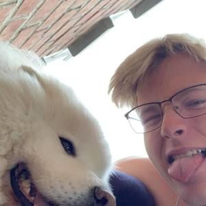 Meet your Posher, Scott